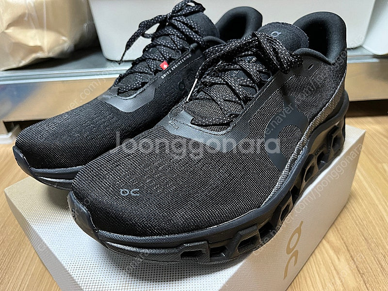 온 온러닝 클라우드몬스터2 블랙 사이즈 270--1