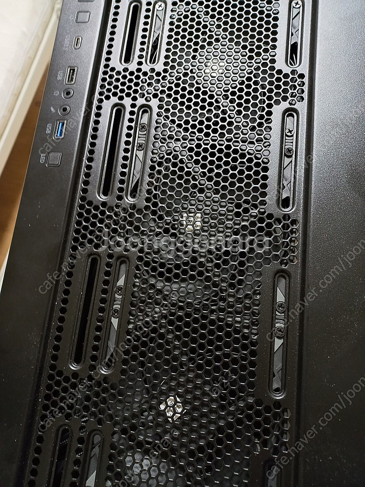 9800X3D 반본체 판매합니다.--2