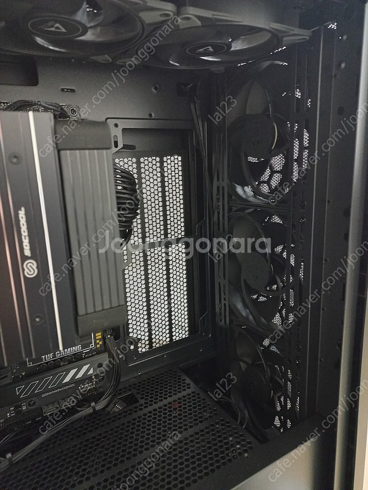 9800X3D 반본체 판매합니다.--3
