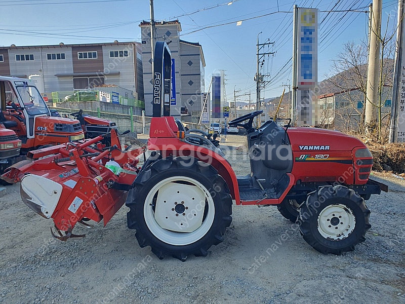 일제 얀마 미니트랙터 판매합니다(18마력, AF-180...--4
