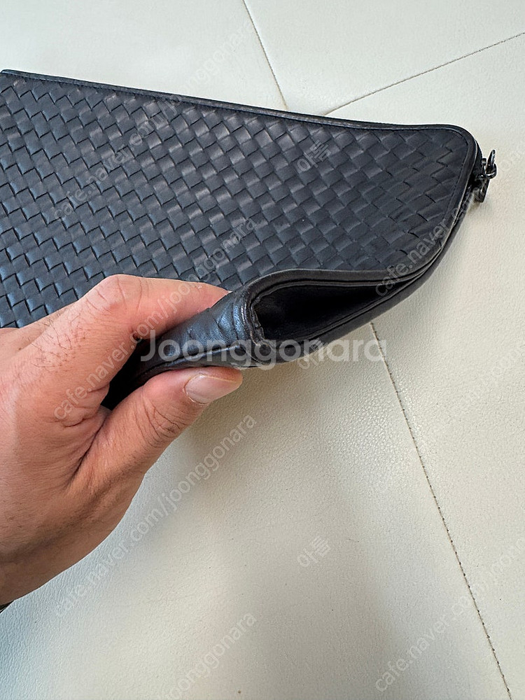 보테가베네타 도큐먼트 클러치 L(34x24) 상태A--3