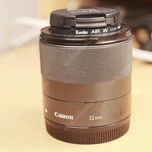 캐논 ef m 32mm f1.4 판매합니다