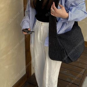 아카이브앱크 툭 메신저백 라탄백 블랙