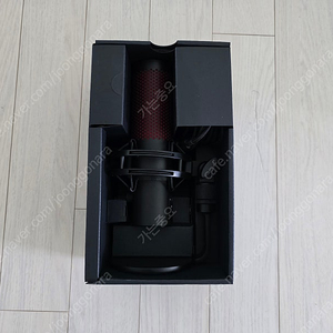 하이퍼엑스 쿼드캐스트 2 USB 콘덴서 마이크 판매합니다.