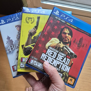 Ps4 레드레드리뎀션1,사이버펑크(미개봉),검은사막 프레스티지(미개봉) 팝니다