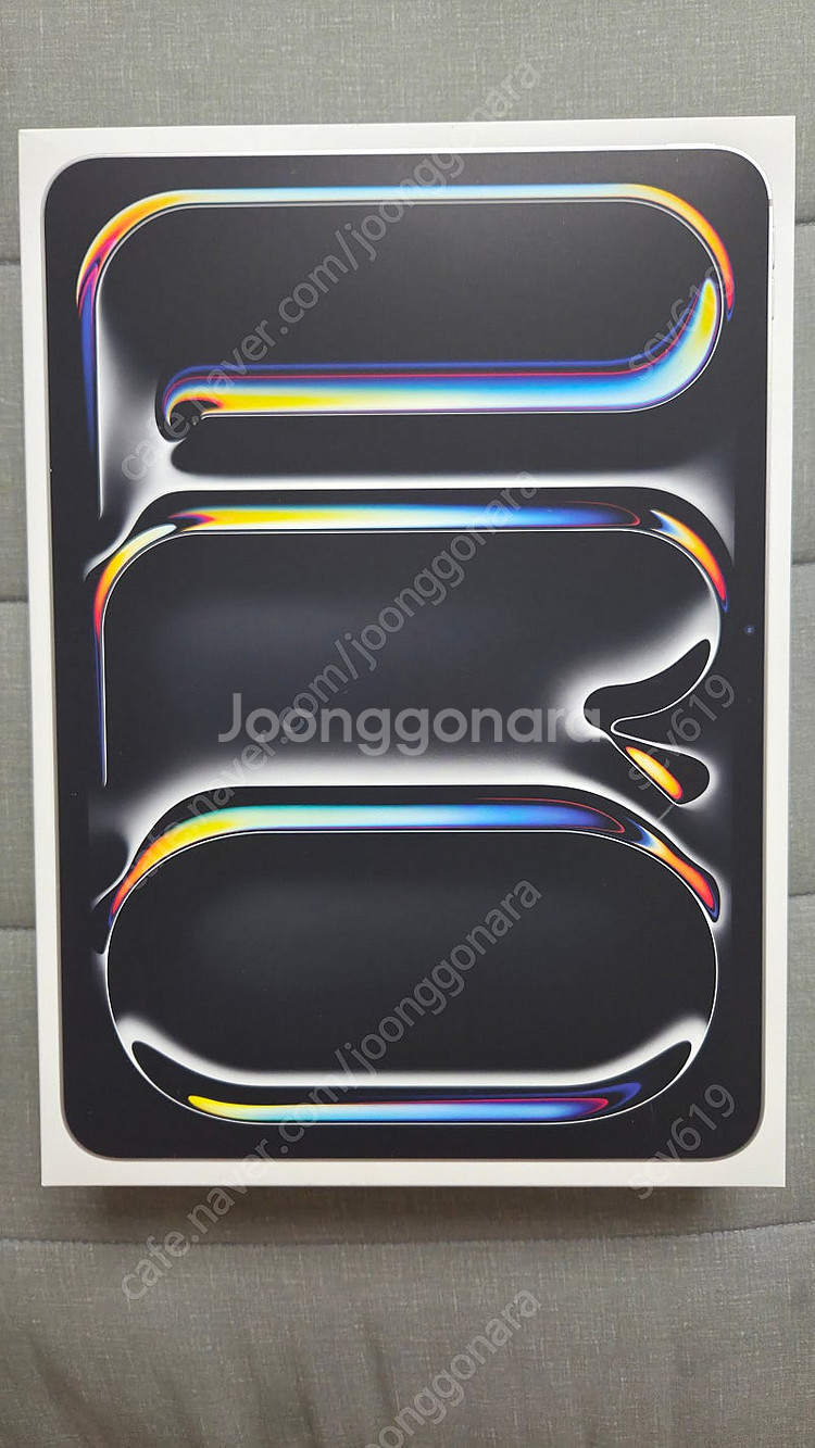 아이패드 프로 11 최신 m4 256기가 미개봉입니다--0