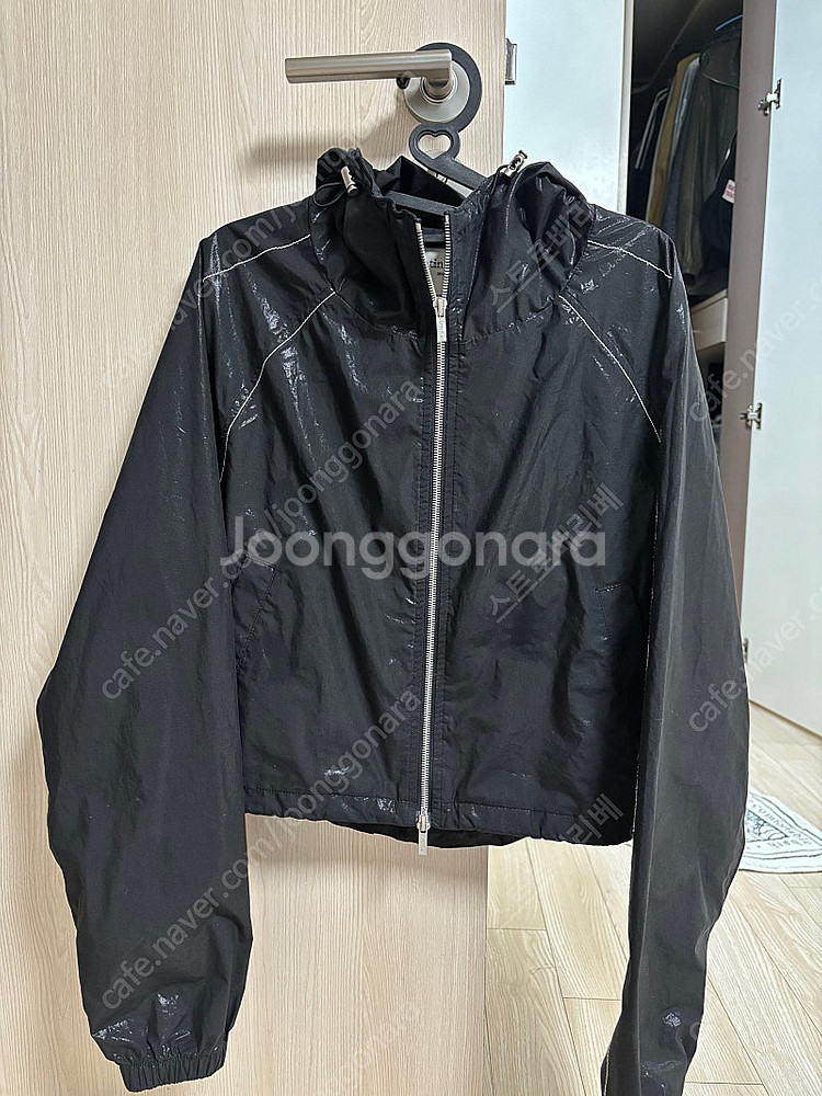 마뗑킴 크롭 코팅점퍼--1