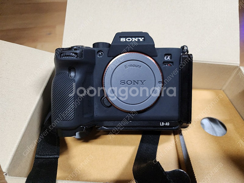소니 a7r4a 팝니다--0