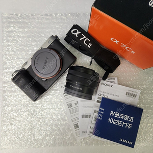 소니a7m4 2천컷,소니a7c2 번들셋 실버 천컷,삼양35.4p 26.05보증 fe마운트,16-35gm 판매합니다