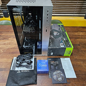 i9 12900KF/ 갤럭시 4080 SUPER/ ASUS Z690/ 안텍 1000W 등등 고사양본체