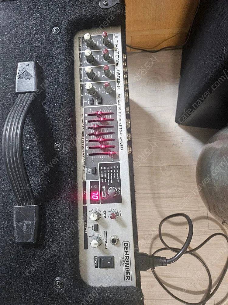 베링거 K1800FX 180W 12인치 액티브스피커 행사용스피커 이미지