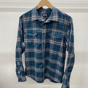 100,33)파타고니아 셔츠,트루릴리전 스판 청바지 판매합니다.