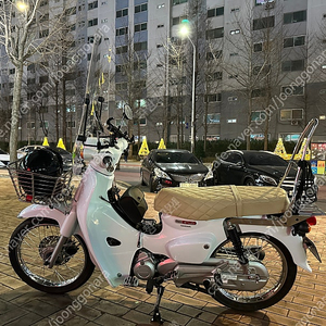 혼다 슈퍼커브 110 23년식 화이트 판매 3755키로