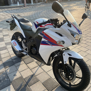 혼다 CBR125 흰색 12년식 상태 깔끔함 180만원