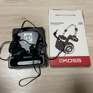 2025.05.16에 배송받은 KOSS Porta Pro Classic ( 코스 포타 프로 클래식 , 3.5mm 버전 ) 판매합니다.