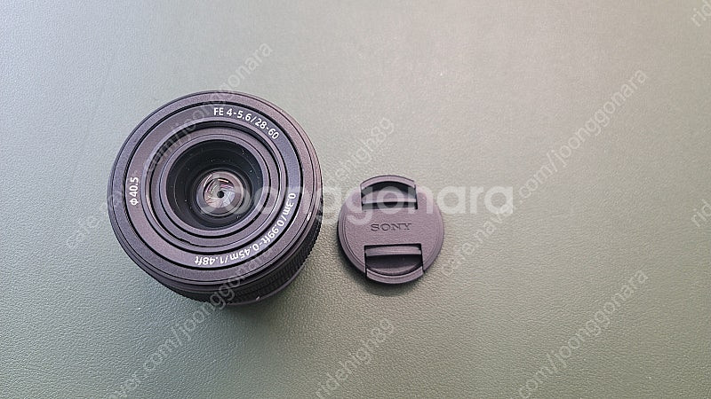 소니 SEL2860 A7C2 번들렌즈 팝니다--3