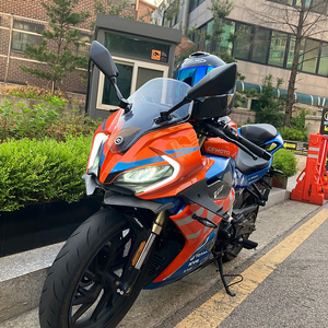 CFMOTO(씨에프모토)300sr