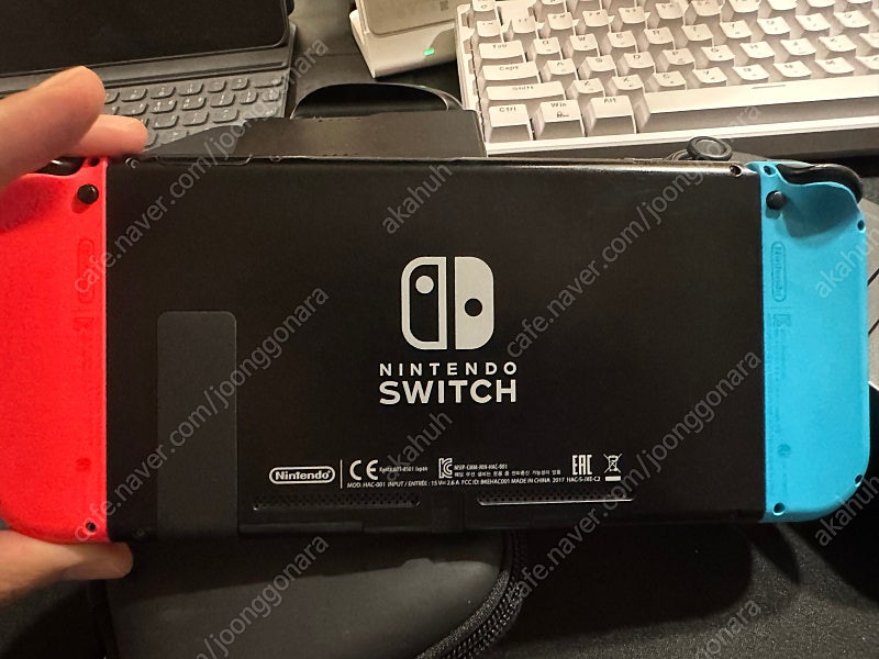 닌텐도 스위치 구형 판매합니다. 이미지