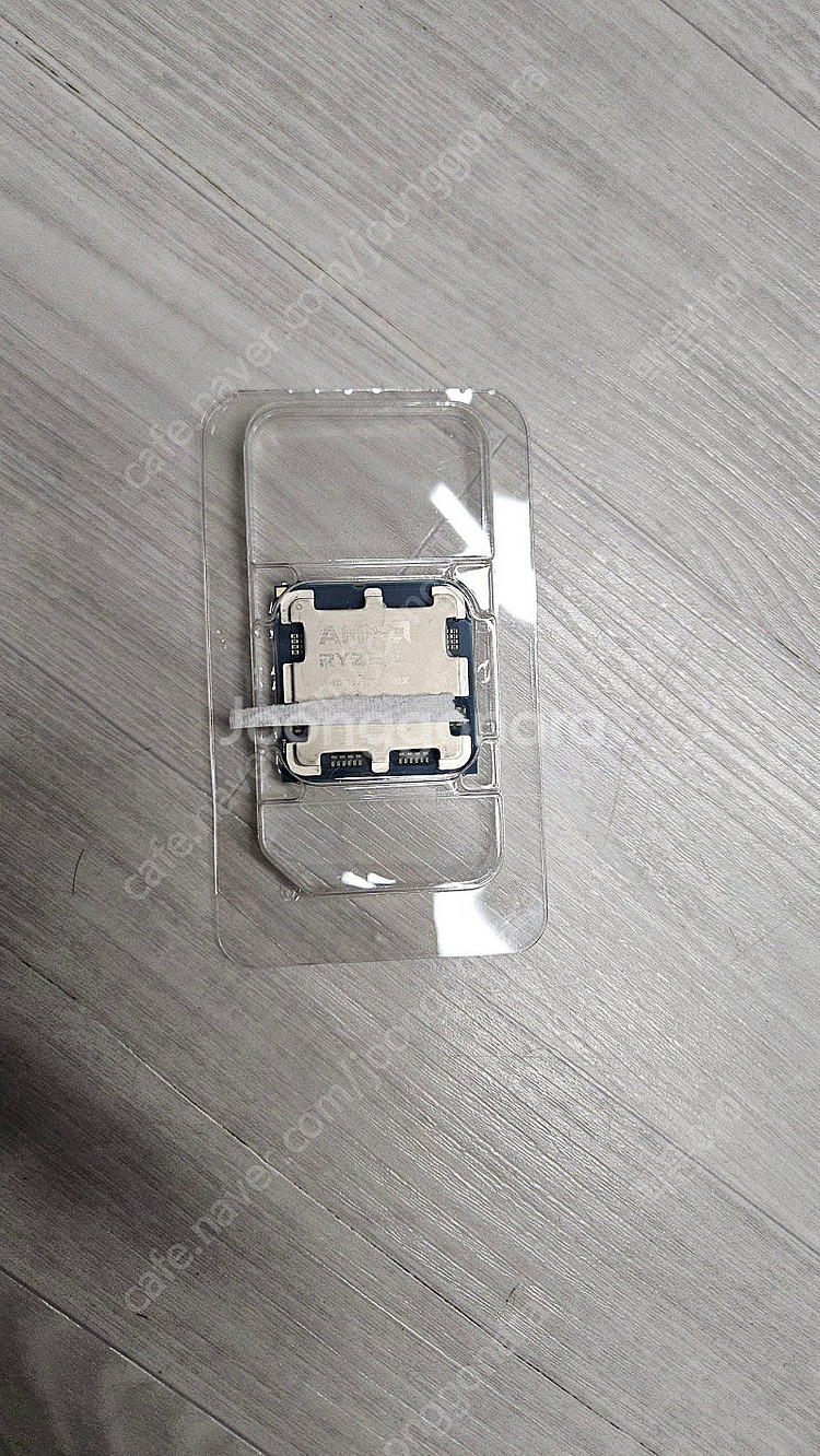 라이젠 9700x CPU 판매합니다.--0