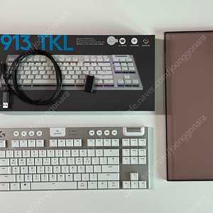 로지텍 g913 tkl 키보드 판매합니다.