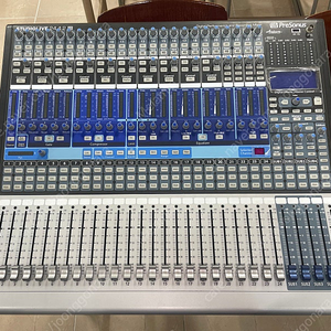PreSonus StudioLive 24.4.2 AI 믹서와 맥북프로