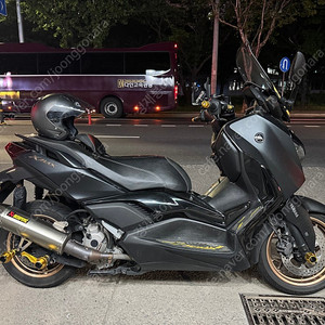 24년 xmax300 아크라구변 17800km