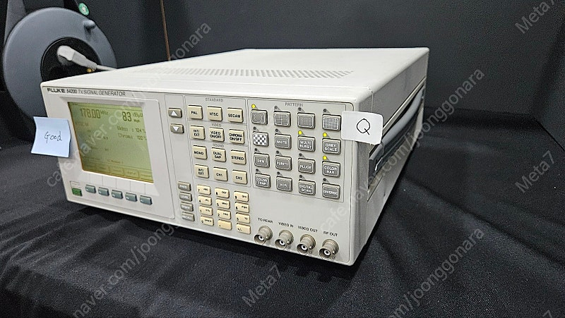 Fluke 54200 TV Signal Generator 중고 판매 이미지