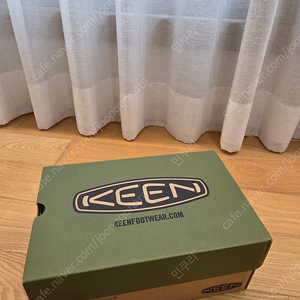 새상품] 킨 KEEN 뉴포트 레트로 샌들 235