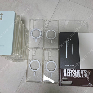 갤럭시s25울트라 화이트 512gb 자급제 팝니다[대전,개인]
