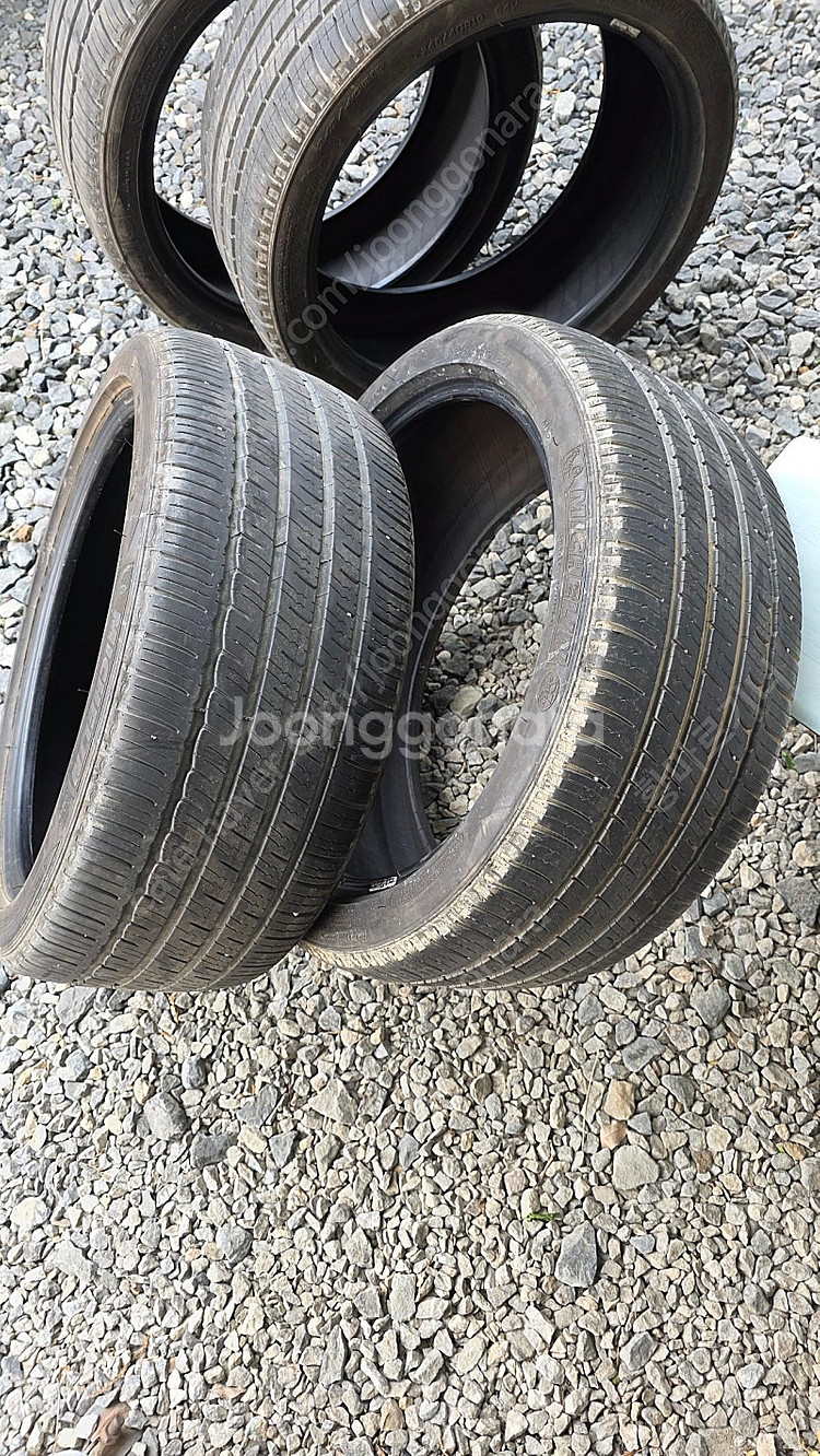 245 40 19 미쉐린MX4 타이어판매합니다.--0