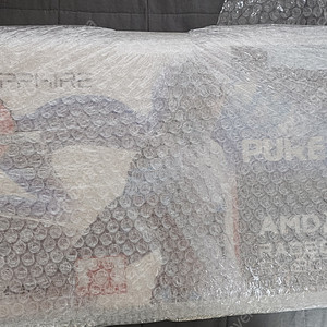 9070 xt 퓨어 9070 xt pure 새제품