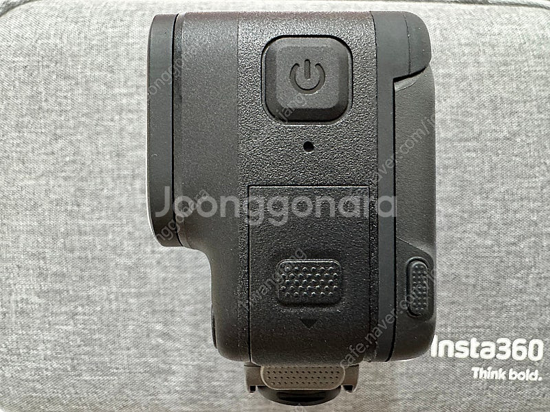 Insta 360 ACE PRO 세트 팝니다.--3