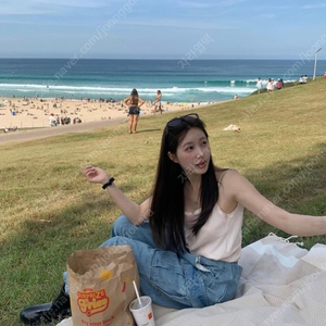 리에뜨 블로우 슬리브리스 나시
