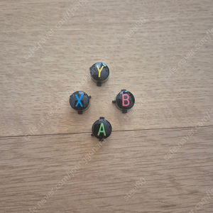 8bitdo 얼티메이트 ns 버튼 팔아요.