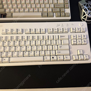 신동급 리얼포스 R3 저소음45g TKL 화이트 판매합니다!