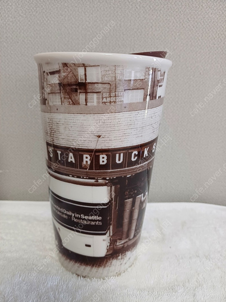 스타벅스 DW 레드컵 머그 스타벅스 파이크 플레이스 더블월 머그 스타벅스 홀리데이 숲 더블월 머그 스타벅스 DW 코... 이미지