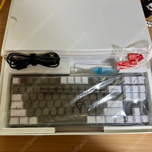 바밀로 VB87M 키보드 판매합니다.