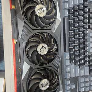 Msi 3070 TRIO 판매합니다