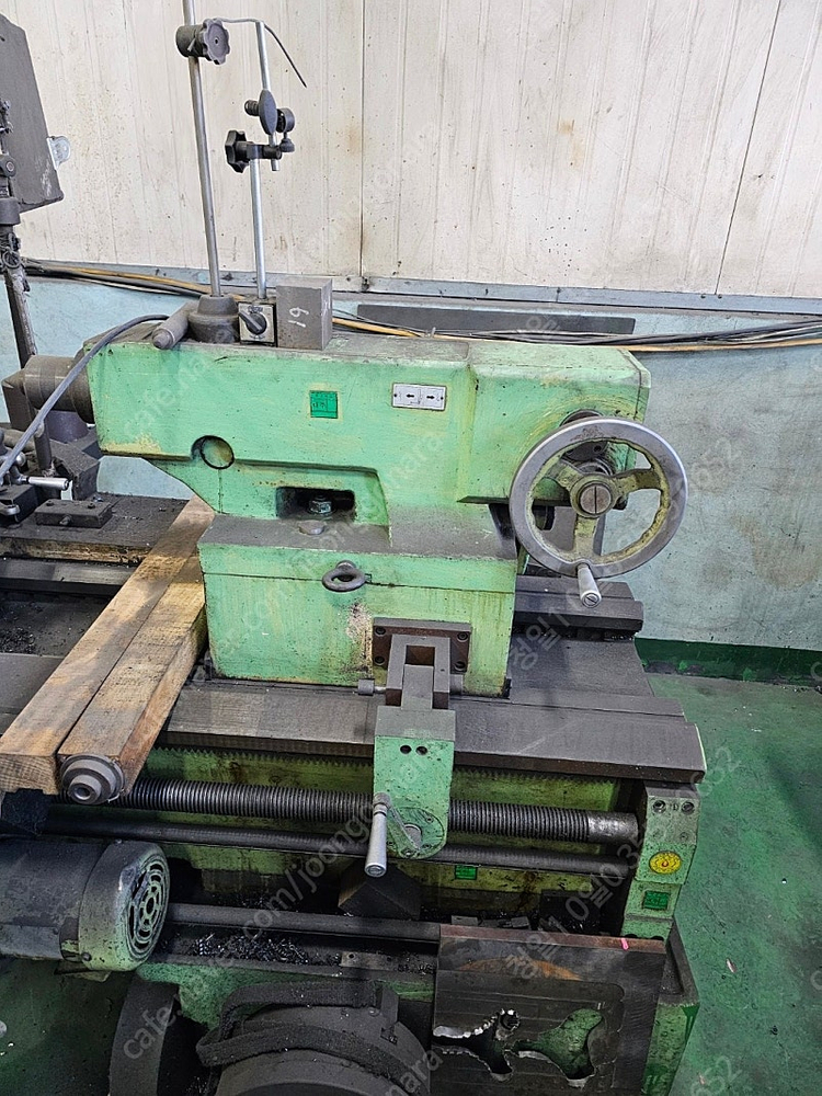 범용선반(한국공작기계,Φ800×2,000) 이미지