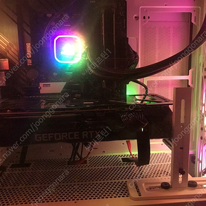 게이밍본체 5600x 32GB RTX3070Ti 본체 팝니다