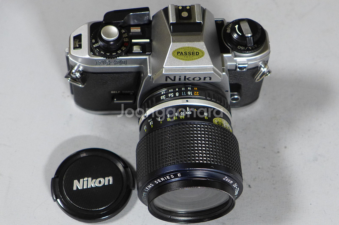 Nikon FG 36-72mm Canon EOS 35-...--2