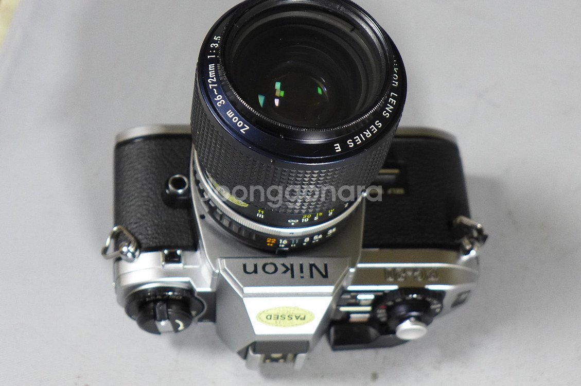 Nikon FG 36-72mm Canon EOS 35-...--3