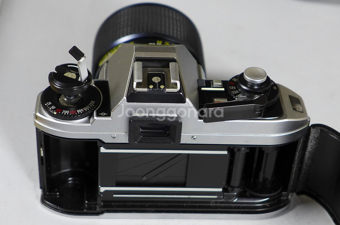 Nikon FG 36-72mm Canon EOS 35-...--5