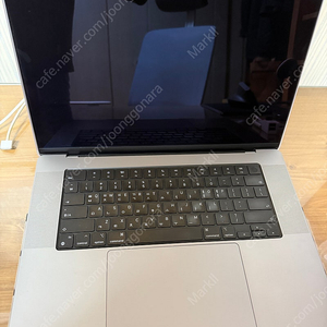 맥북프로 M1 16인치 32GB/512GB