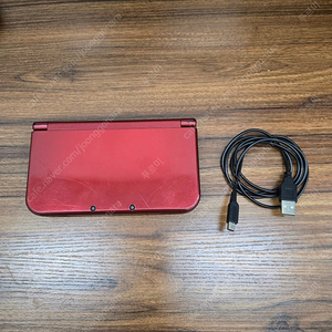 닌텐도 new 3ds xl 판매합니다. 메탈릭 레드