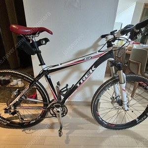 트렉 8000