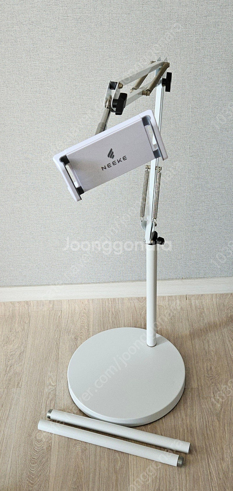 고급 니케 태블릿 거치대 아이패드 갤럭시탭 침대--0