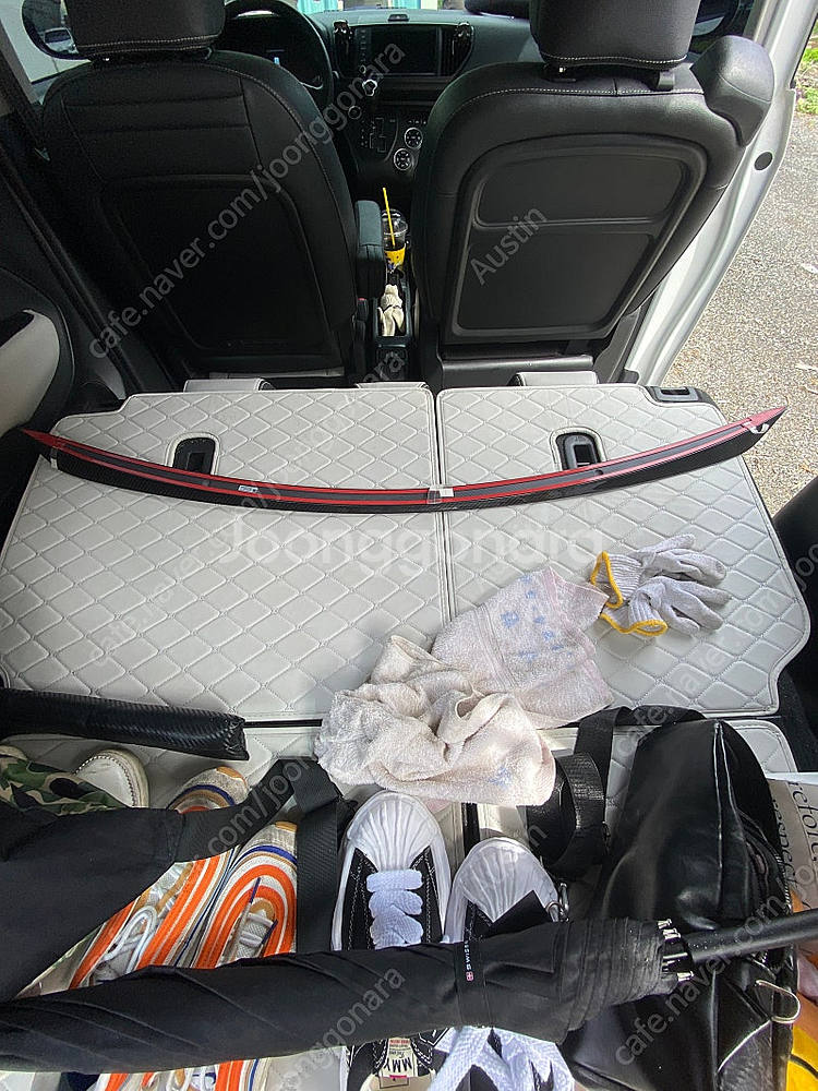 E63 AMG 정품 리어 스포일러 팝니다--1