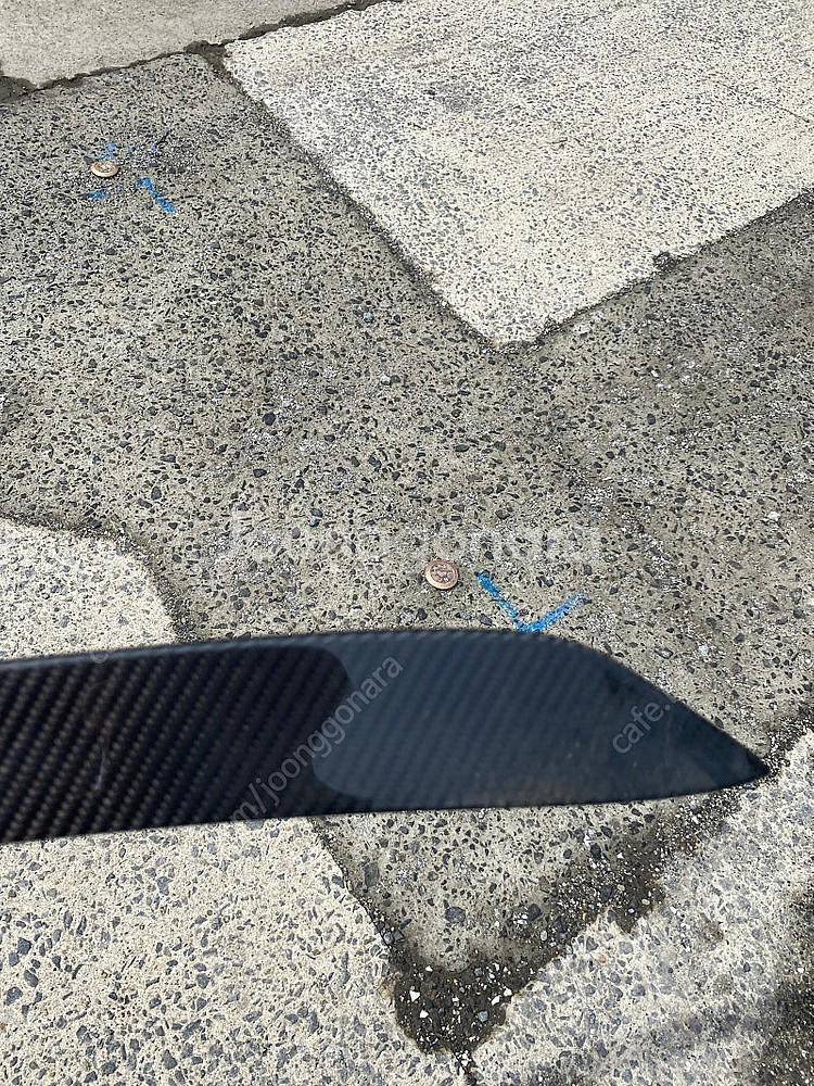 E63 AMG 정품 리어 스포일러 팝니다--3