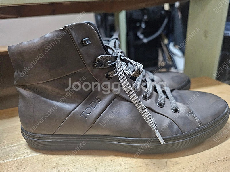TOD'S 토즈 남성 레더 하이탑 스니커즈--0